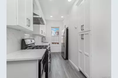 4327 Byron Avenue, Bronx, NY 10466 - Photo 8