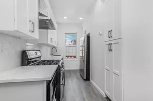 4327 Byron Ave, Bronx, NY 10466 - Photo 8