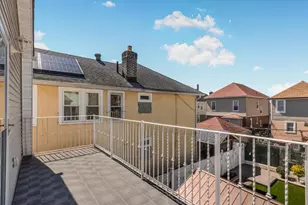 4327 Byron Ave, Bronx, NY 10466 - Photo 14