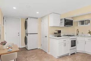 4327 Byron Ave, Bronx, NY 10466 - Photo 18