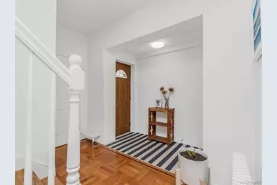 4327 Byron Avenue, Bronx, NY 10466 - Photo 4