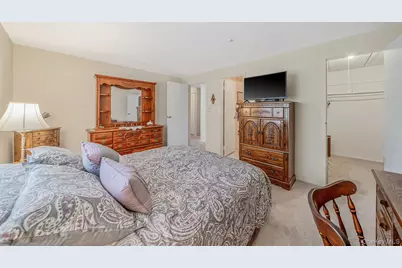 310 Birchwood Road, Medford, NY 11763 - Photo 16