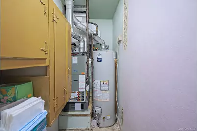 310 Birchwood Road, Medford, NY 11763 - Photo 20