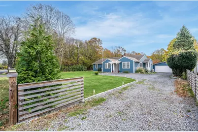 10940 Main Road, East Marion, NY 11939 - Photo 34