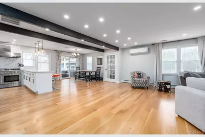 10940 Main Road, East Marion, NY 11939 - Photo 10