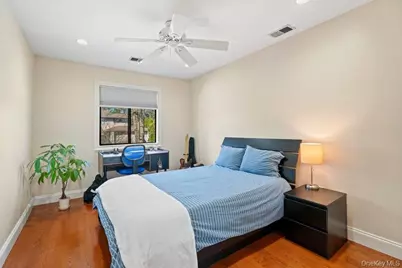 35 Chestnut Lane #71, Woodbury, NY 11797 - Photo 20