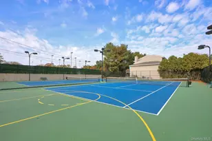 35 Chestnut Ln, Woodbury, NY 11797 - Photo 28