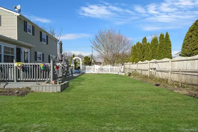 9 Southern Boulevard, Patchogue, NY 11772 - Photo 22