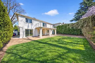 28-26 215th St, Bayside, NY 11360 - Photo 4