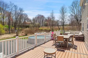 19 Peachtree Dr, Cortlandt Manor, NY 10567 - Photo 38