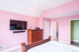 29 Wild Flower Dr, Ridge, NY 11961 - Photo 20