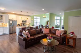 29 Wild Flower Dr, Ridge, NY 11961 - Photo 10