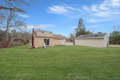 212 Mount Vernon Avenue, Medford, NY 11763 - Photo 26