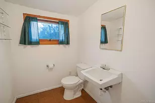 212 Mt Vernon Ave, Medford, NY 11763 - Photo 22