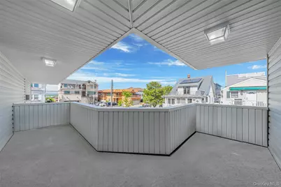 105 Vermont Street, Long Beach, NY 11561 - Photo 34