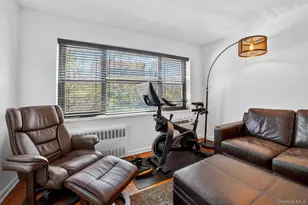 222 N Broadway, Yonkers, NY 10701 - Photo 10