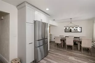 727 Outlook Ave, West Babylon, NY 11704 - Photo 12