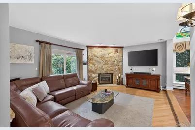 28 Timber Ridge Drive, Commack, NY 11725 - Photo 8