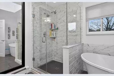 28 Timber Ridge Drive, Commack, NY 11725 - Photo 36