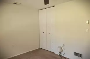 375 Woodbridge Dr, Ridge, NY 11961 - Photo 14