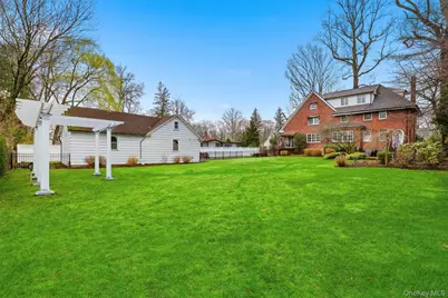 12 Little John Place, White Plains, NY 10605 - Photo 38