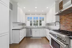 12 Little John Pl, White Plains, NY 10605 - Photo 10