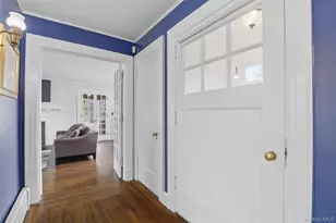 12 Little John Pl, White Plains, NY 10605 - Photo 2