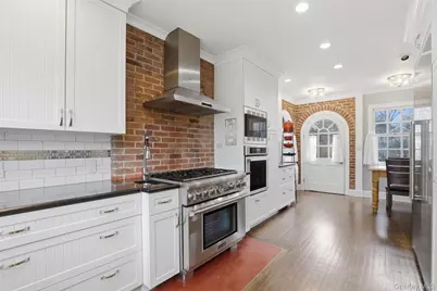 12 Little John Place, White Plains, NY 10605 - Photo 12