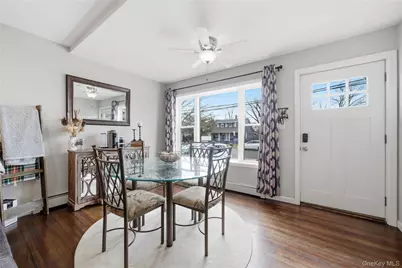 205 Oak Street, Patchogue, NY 11772 - Photo 2