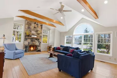1 Carriage Court, Stony Brook, NY 11790 - Photo 4