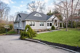 7 Riga Ln, Melville, NY 11747 - Photo 2