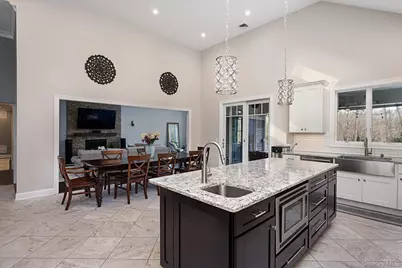 7 Riga Lane, Melville, NY 11747 - Photo 6