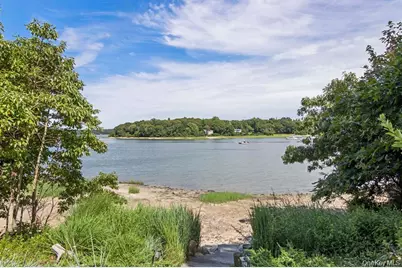 88 Dyke Road, Setauket, NY 11733 - Photo 4