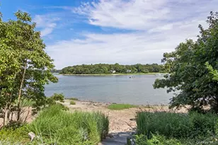 88 Dyke Rd, Setauket, NY 11733 - Photo 4