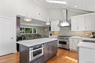 88 Dyke Rd, Setauket, NY 11733 - Photo 12