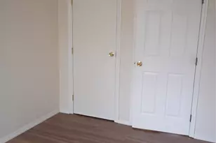 87 Hill Ct, Calverton, NY 11933 - Photo 8