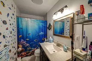 21 Glen Hollow Dr, Holtsville, NY 11742 - Photo 12