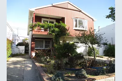 429 E Park Avenue #2nd Floor, Long Beach, NY 11561 - Photo 2