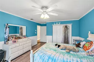 1 Kings Ct, Hauppauge, NY 11788 - Photo 34