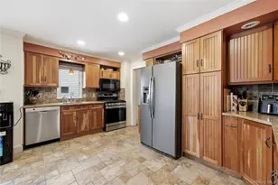 147 Church Ave, Islip, NY 11751 - Photo 18