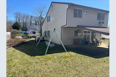 173 Sequoia Drive, Coram, NY 11727 - Photo 4