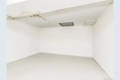 2578 Stedman Place, Bronx, NY 10469 - Photo 10