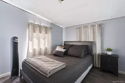 106 Bergold Street, Brentwood, NY 11717 - Photo 14