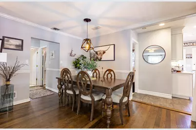 157 Sayville Boulevard, Sayville, NY 11782 - Photo 8