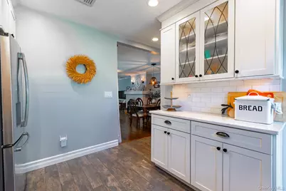 157 Sayville Boulevard, Sayville, NY 11782 - Photo 14