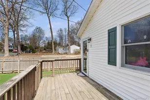 7 Upton Dr, Sound Beach, NY 11789 - Photo 22