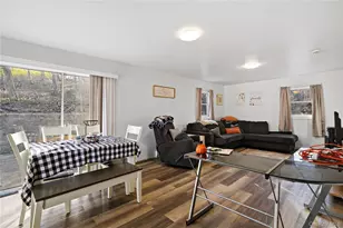 68 Bell Dr, Highland, NY 12528 - Photo 8