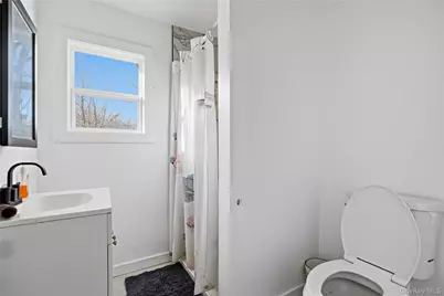 6-8 Bell Drive, Highland, NY 12528 - Photo 14