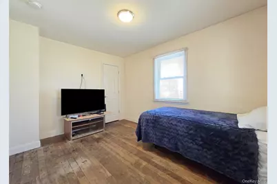 393 McConnell Avenue, Bayport, NY 11705 - Photo 10