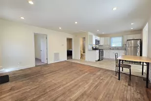 393 McConnell Ave, Bayport, NY 11705 - Photo 4